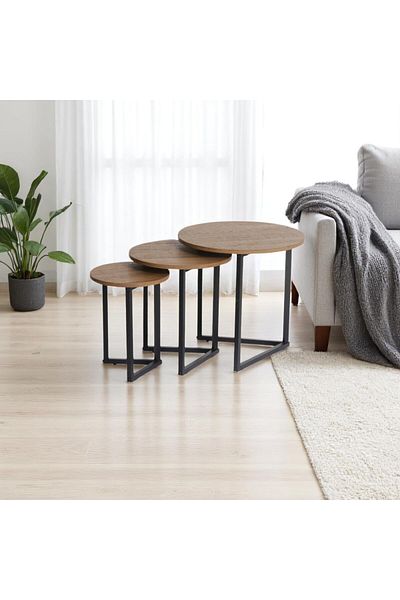 mr-everything A modern design serving table set that combines the elegance of wood with the strength of black metal.