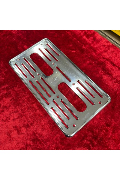 Korkmaz Oto Market & Aksesuar Kare Krom Plakalık Adet