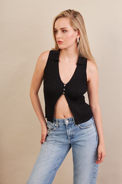 Cool & Sexy Women's Black Polo Neck Soft Vest Zh050