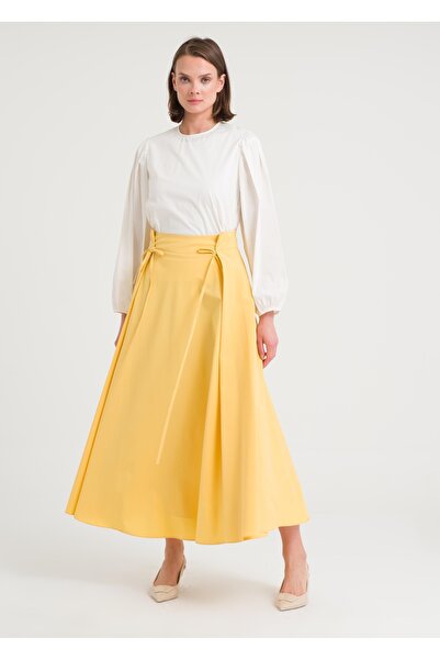 Armağan تنورة مفصلة بالدانتيل