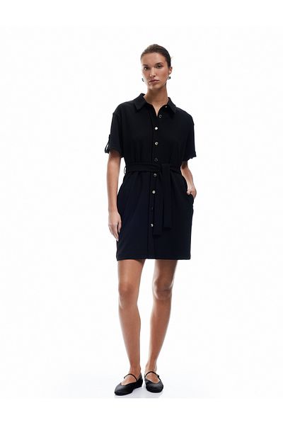Koton Νέα σεζόν Crepe Scuba Fabric Μίνι φόρεμα με κοντό μανίκι με λαιμόκοψη με λεπτομέρεια με κουμπιά