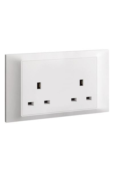 Legrand Single Socket White 13 Amp with Switch Legrand