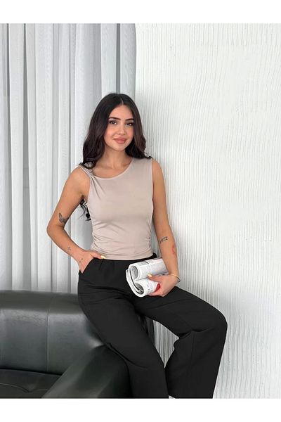 CanselButik Osy Modal Soft Textured Fabric Crew Neck Γυναικεία μπλούζα με μηδενικό μανίκι με λεπτομέρεια αξεσουάρ με πόρπη ώμου - Μπεζ