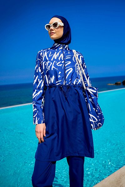 A Andalus Navy Blue Full Covered Hijab Swimsuit 4 Piece Set