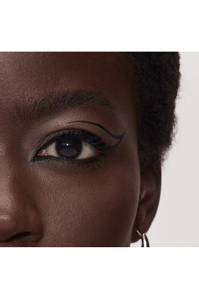 SEPHORA COLLECTION Black Ink Classic Line Eyeliner