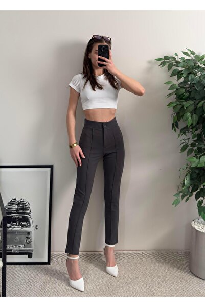 LUVESSE بنطلون Liove Krep ذو أرجل ضيقة باللون الرمادي