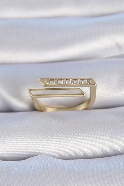 Clariss Brass Gold Color Zircon Stone White Detail Women's Ring