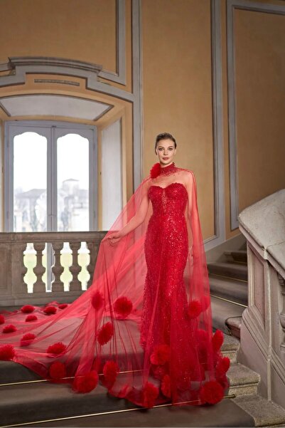 Meltem Aydın Collection Tül ve Üç Boyutlu Çiçek Aplikeleri Süslenmiş Gösteriş...