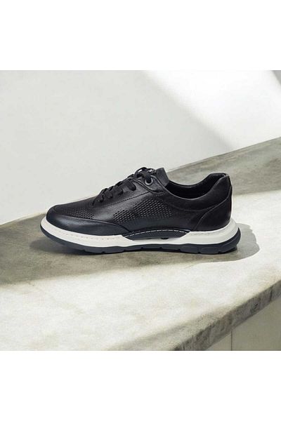 Voyager Men's Genuine Leather Orthopedic Rubber Sole Lace Light Casual Shoes