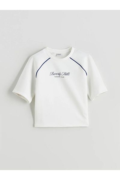 LC Waikiki Lcw Kids Ecru Crew Neck Soft Touch Girl's T-Shirt and Shorts
