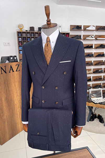 NAZEF Özel Tasarım Dar Kesim Sivri Yaka Çizgili Kruvaze Lacivert Takım Elbise ( Sınırlı Stok )