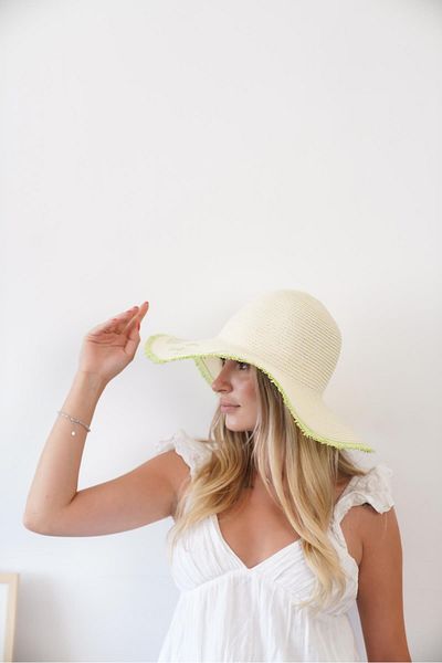 Niloshka Edit Beige Green Text Detailed Women's Straw Hat