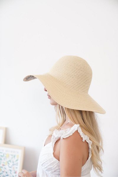 Niloshka Volt Beige Women's Straw Hat with Text Detail