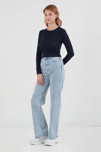 Fulla Moda Basic Crew Neck Long Sleeve Crop Body