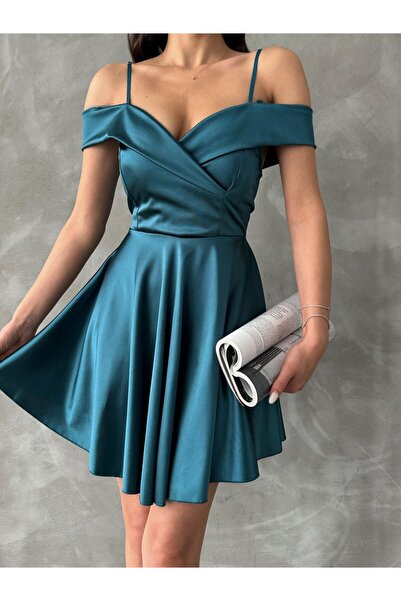 ADAMODA.RO Κοντό φόρεμα με τιράντες