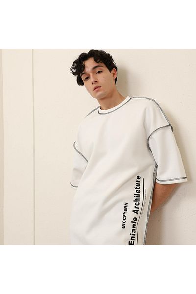 ALANAQA Unisex Oversized T-Shirt