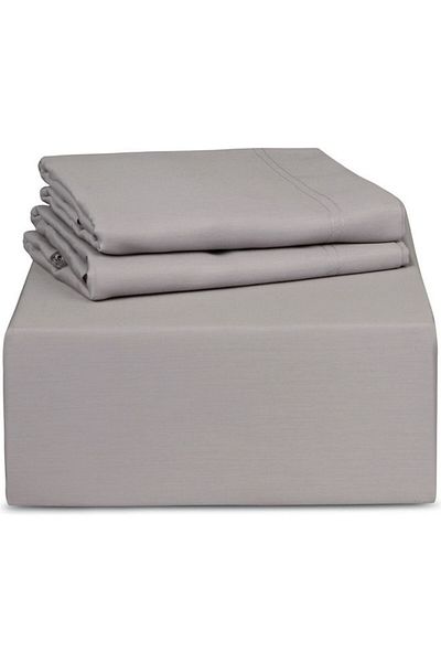 Trident : 3Piece 300 Thread Count 100 Cotton rich Solid Luxury King Bedsheet Set
