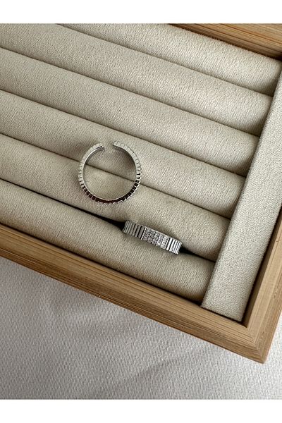 ringbox Stoned Matte Silver Color Ring