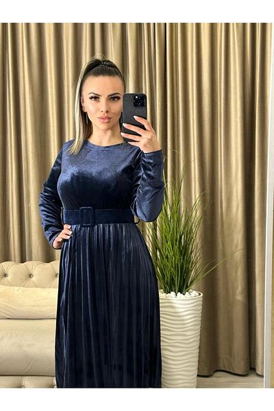 Intisimo Rochie de catifea, midi, plisată, curea în talie, bleumarin