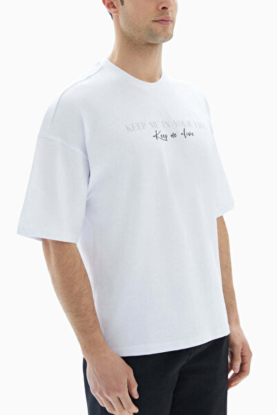 wecre8 White "Keep Me Alive" Printed T-shirt By WECRE8