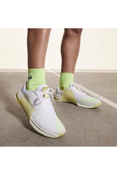 Nike Metcon 9 Beyaz Antrenman Ayakkabısı DZ2537-106