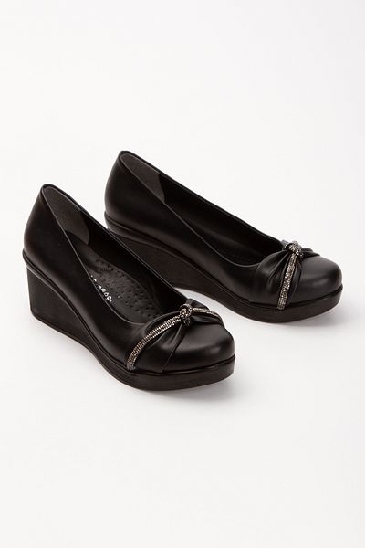 MFT AYAKKABI Stone Embroidered Orthopedic Shoes with Padding Sole