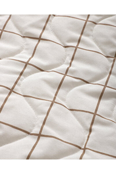 DAMIEN Lara Desen Çift Kişilik Kapitoneli Pike Takımı(Lastikli Çarşaflı)Dört Mevsim Yatak Örtüsü Seti