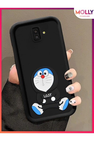 Molly Samsung Galaxy J6 PLUS Için Siyah Kenarları Kalın 3d Kabartmalı Doraemon Silikon Kılıf