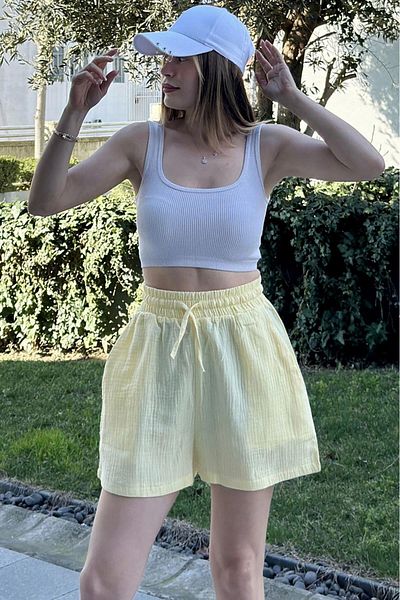 NEW LAVİVA Pantaloni scurți casual din musli galben elastic pentru femei - 700-3425