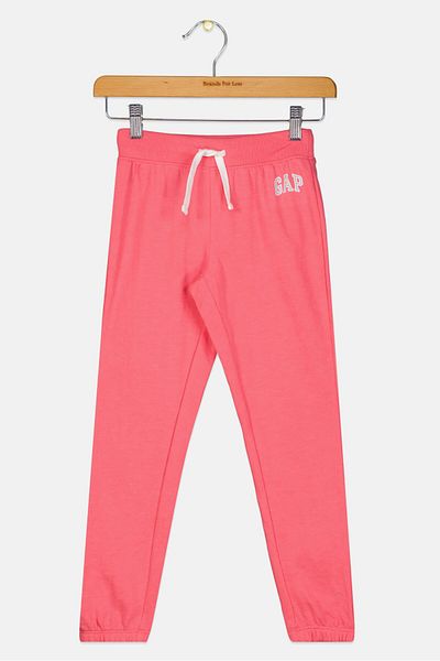GAP بنطال رياضي برباط وشعار العلامة التجارية للبنات الصغار، وردي