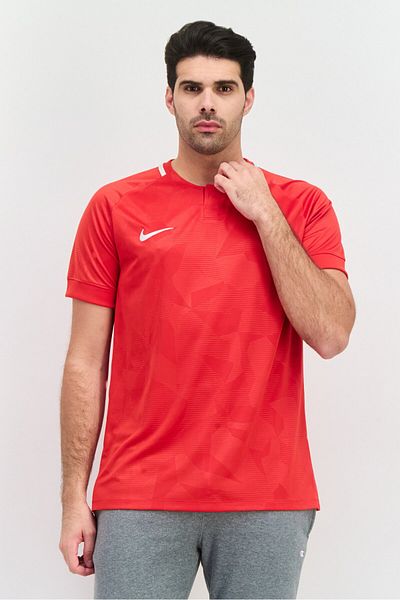 Nike قميص كرة قدم رجالي بأكمام قصيرة من Dri Fit، أحمر