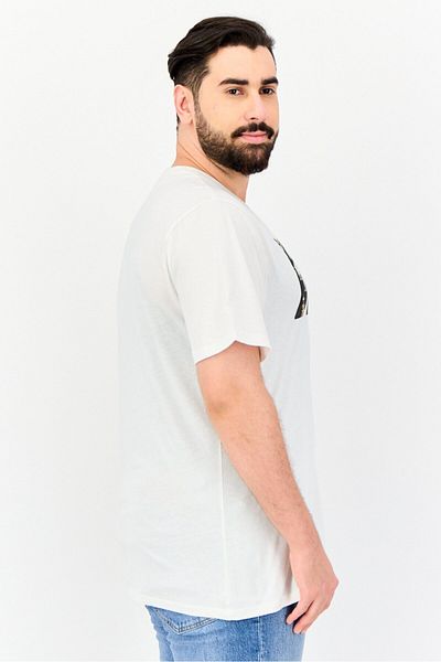 GAP X Starwars Men Crew Neck Short Sleeves Graphic Print T-shirt, White
