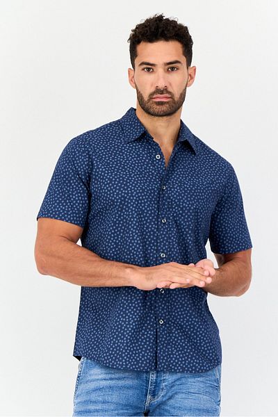 GAP Men Standard Fit Allover Print Short Sleeve Casual Shirt, Navy