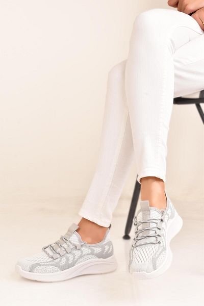 Peta Women's Tirko Sports Shoes
