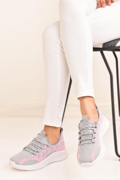 Peta Women's Tirko Sports Shoes