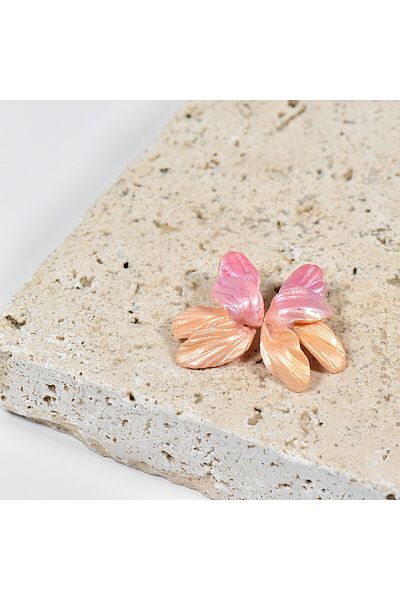 NARRU NARRU earrings, handmade, butterfly-shaped, in shades of pink and peach, Sierra 02