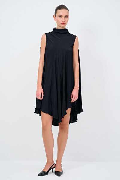 Love My Body Moda Tutkusu Saten Dökümlü Elbise