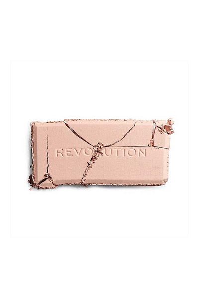 MAKEUP REVOLUTION Pudra compacta matifianta, Revolution, Matte Base Powder, P3, 12 g