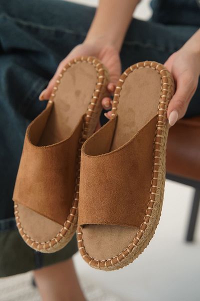Zerenyus Gray Premium Suede Tan Women's Slippers