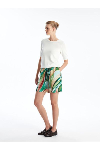 LC Waikiki Patterned Women's Shorts with Elastic Waist (S4)