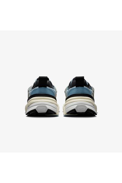 Nike حذاء رياضي نسائي من V2K Run باللون الأزرق