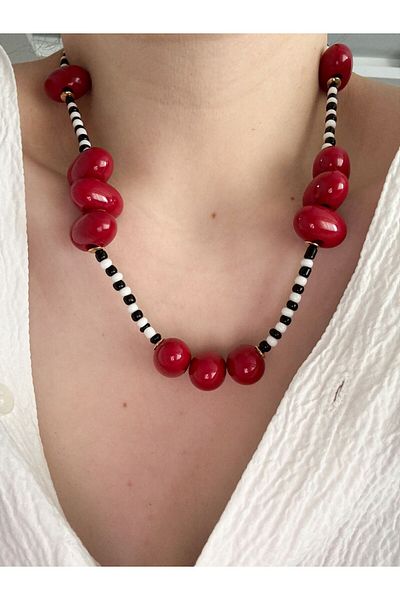 CHARMLUCKY COLORED BEAD NECKLACE