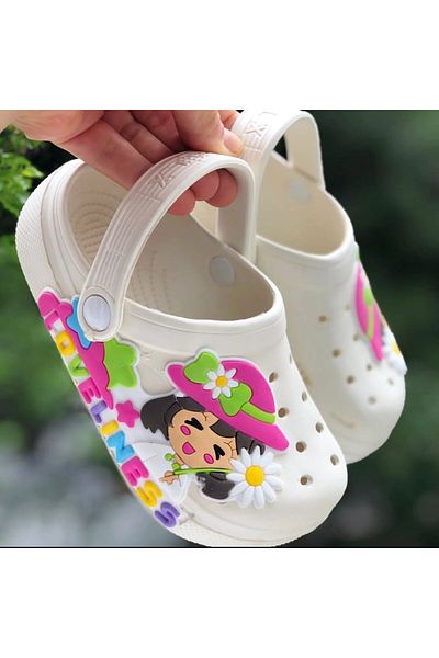 Pandalina Girls' Sandals Anti-Skid Sole Sandals Kindergarten Nursery Sea and Pool Sandals