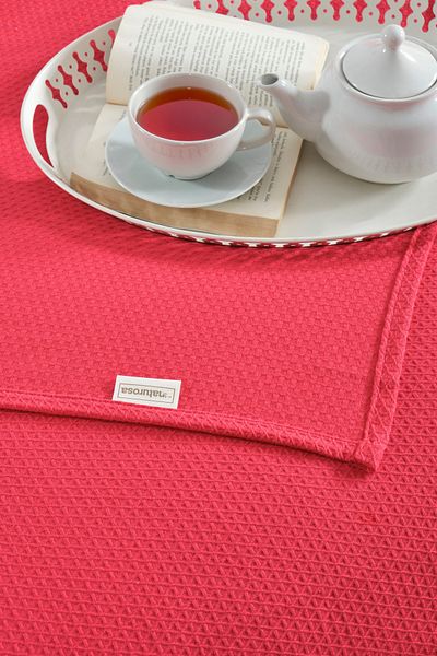 Naturosa Single Red Color Diamond Pique 100% Cotton 160 X 220 cm