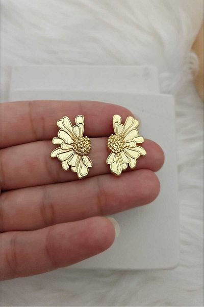 KYOLA DESİGN Half Flower Gold Earrings
