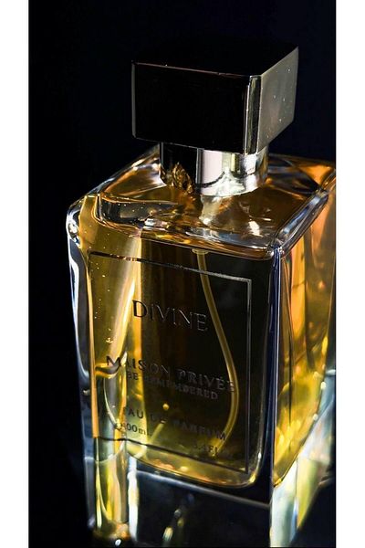 MAISON PRIVEE DIVINE by Maison Privée