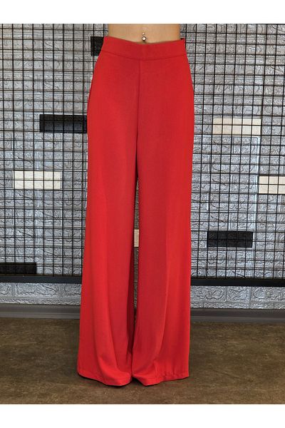 Geco Red Fluffy Crepe Pants