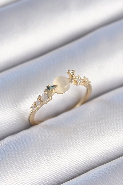 Skygo Brass Gold Color Zircon Stone White Enamel Butterfly Detail Women's Ring