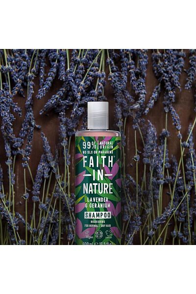 Faith In Nature Șampon nutritiv cu lavandă și geranium pentru păr normal și uscat, 400 ml