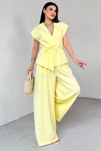 By Nilgün Akay Yellow Vest Palazzo Trousers Atlas Fabric Double Suit